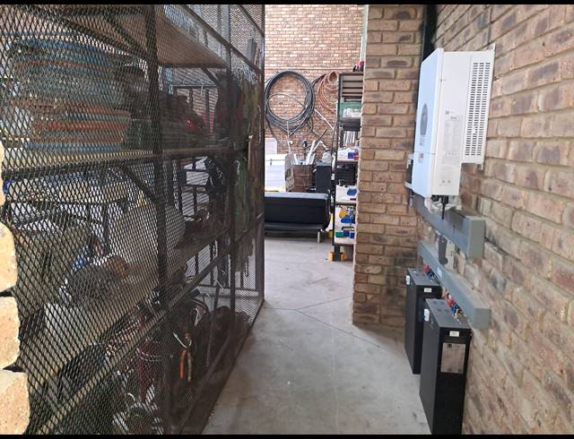 300M² WAREHOUSE FOR SALE IN SILVERTONDALE
